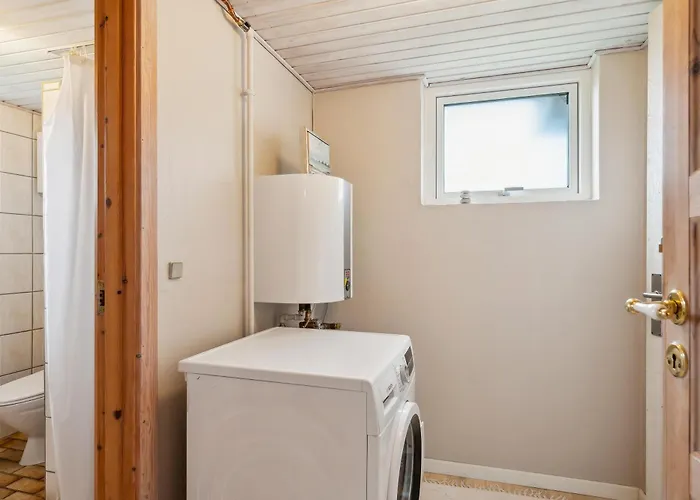Cosy Classic With A Large Natural Plot And Lovely Terrace Close To The Family-friendly Beach, Forest, Dunes And Local *